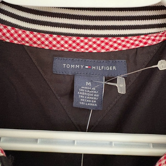 Women’s Tommy Hilfiger Black Short Sleeve Tee with Striped Collar size medium. - Picture 2 of 8